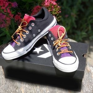 Serape Tongue Chucks